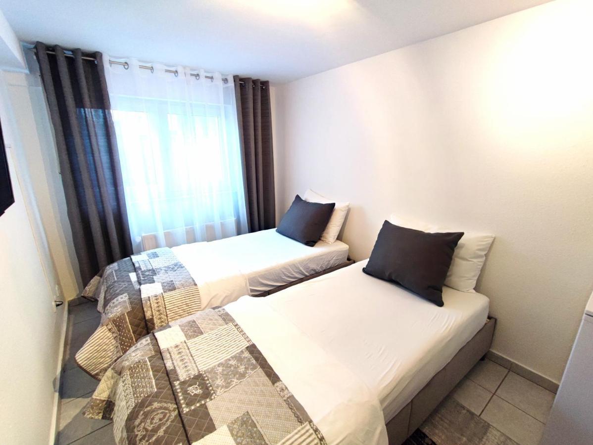 Klein Aber Fein 2 Apartment Duren Bagian luar foto